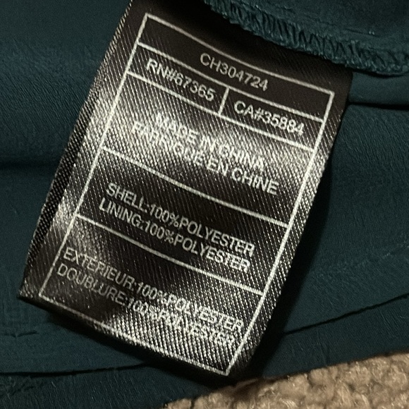 Cupcakes and Cashmere Josette Swing Style Blouse-Dark Green/Red Poppies-Sz S - Picture 14 of 15